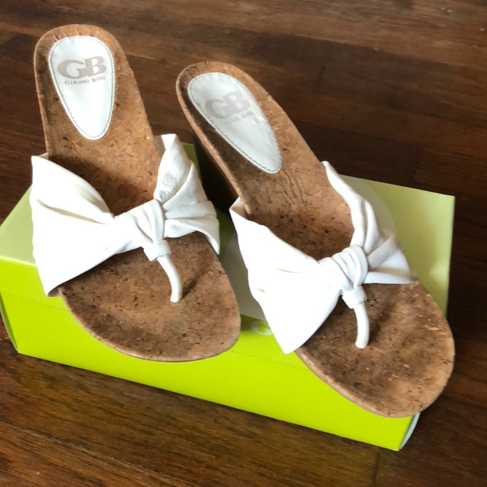 White Gianni bini wedges